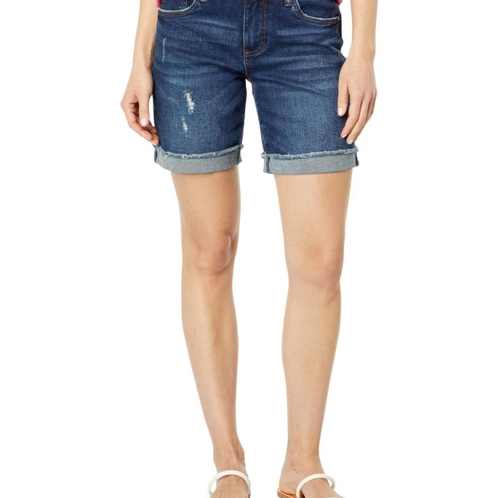 Kut from the Kloth‎ Catherine boyfriend shorts. Women size 0.